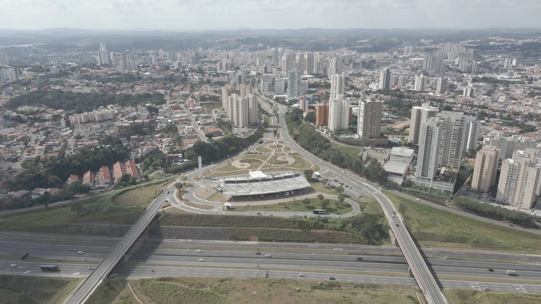 Terminal Rodoviário no Centro Urbano - Jundiaí/Sp