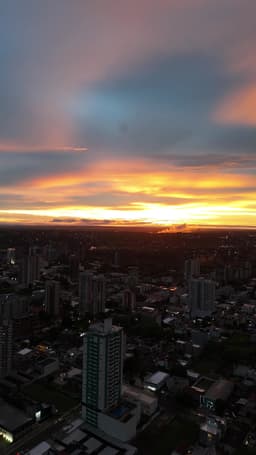 Foz do Iguaçu Skyline at Sunset – 4K Aerial