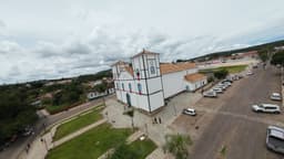 Igreja Matriz em destaque no centro histórico