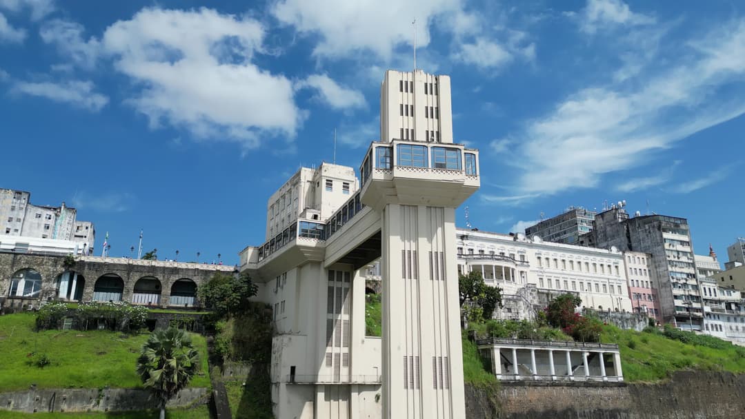 ELEVADOR LACERDA