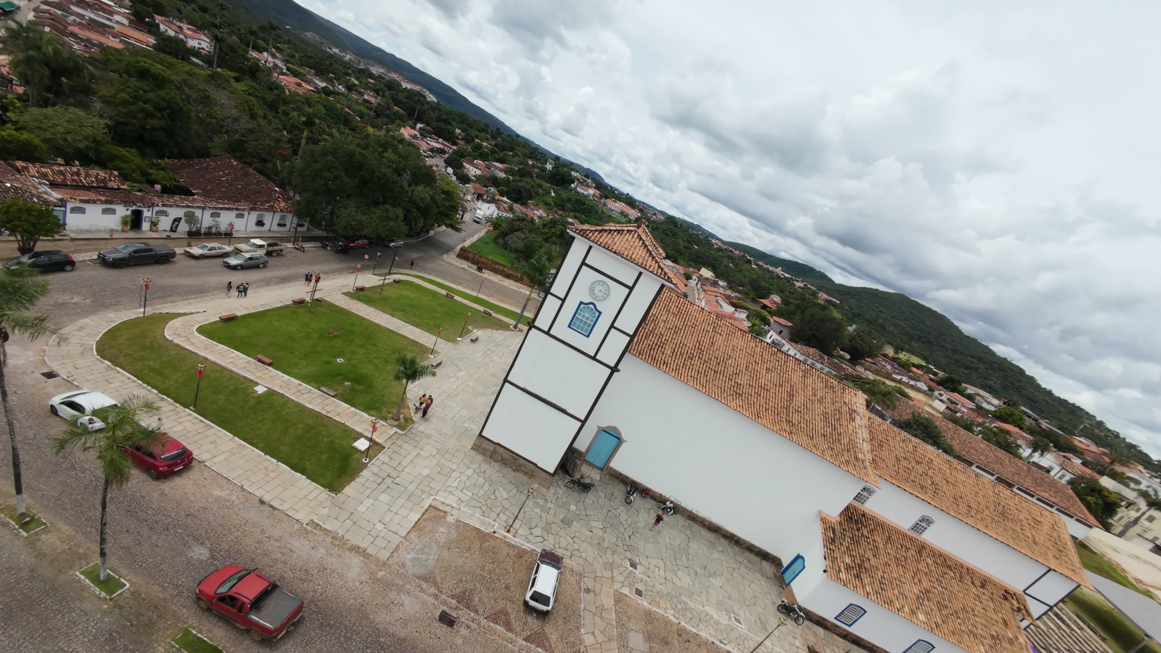 Igreja Matriz em destaque no centro histórico
