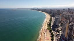 Vista Aérea da Orla e Arranha-Céus de Vila Velha, Espírito Santo
