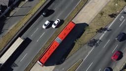 Onibus Expresso (BRT) e transito em Curitiba / Linha Verde - Vista superior