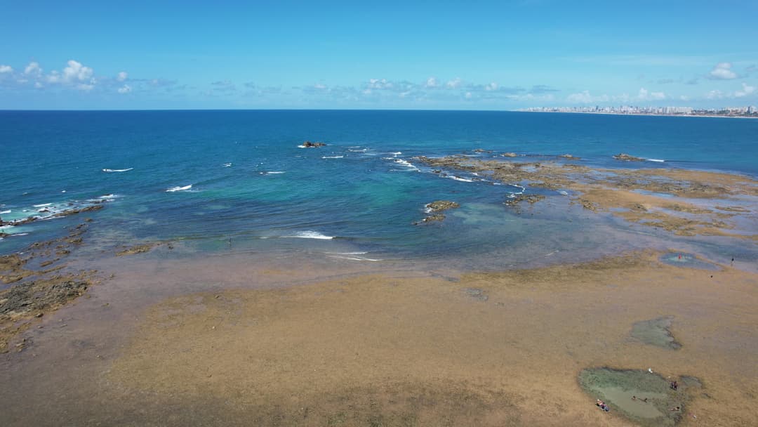 Piscinas naturais da praia de Itapoã em Salvador - Bahia