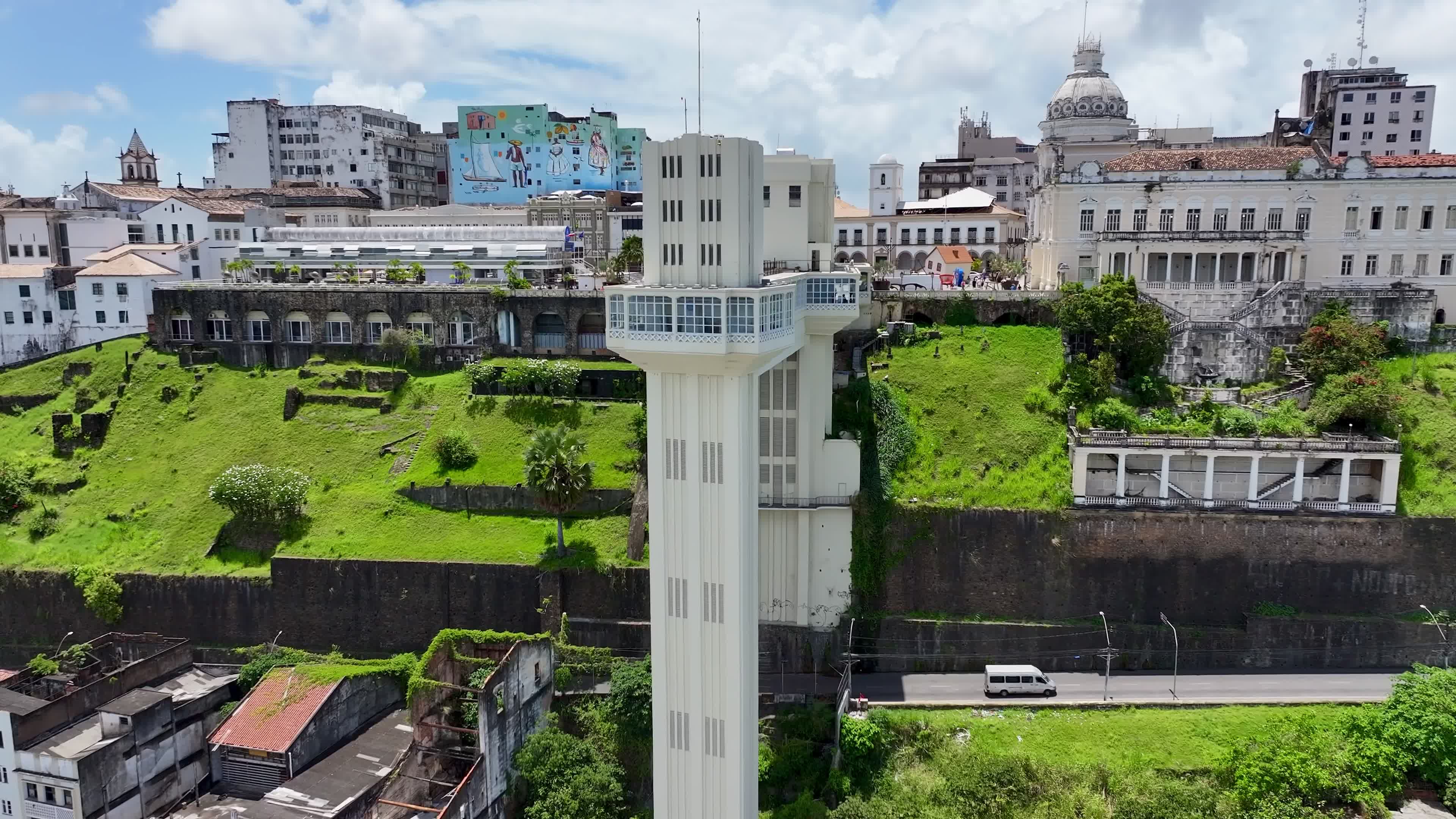 Terminal Marítimo/Hidroviário, ELEVADOR LACERDA– Salvador BA