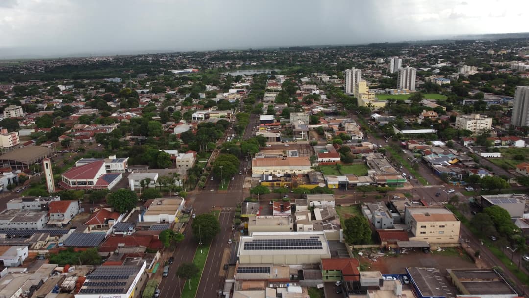 Tour pelo centro de Dourados MS, cidade belíssima e arquitetura magnifica.