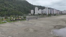 Carros no calçadão 