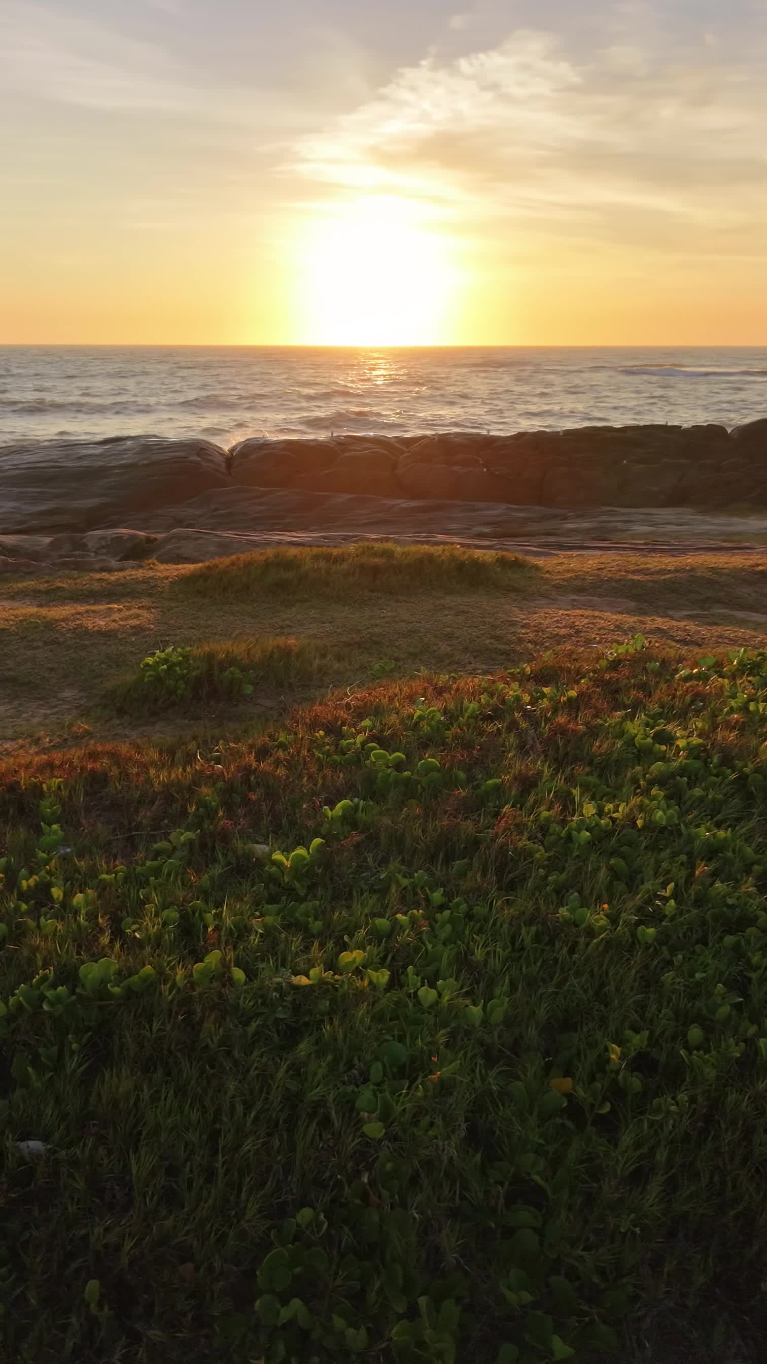 Nascer do sol nas pedras