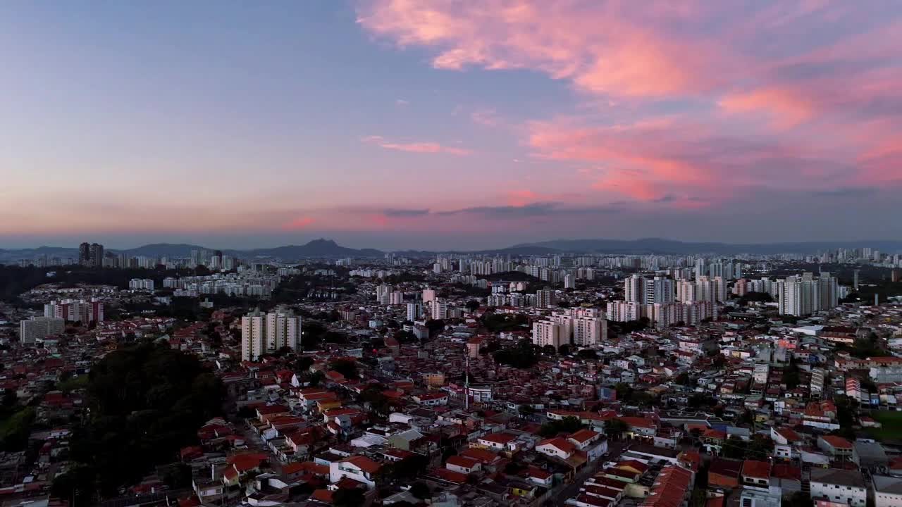 Um último suspiro antes da noite chegar