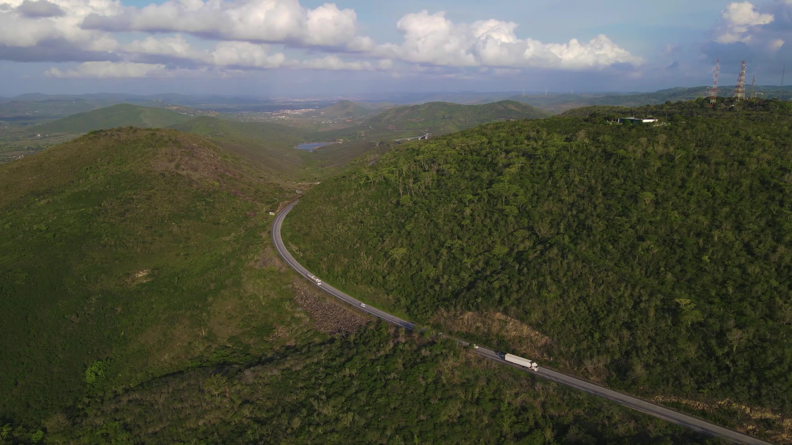 BR-232, ao fundo Ponte Cascavel chegando ao Tunel Cascavel na Serra das Russas.