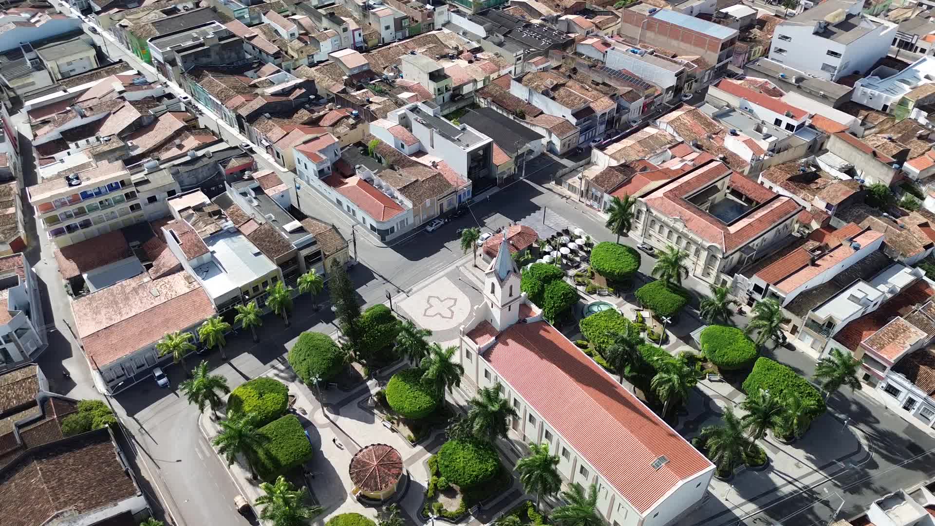 Praça da Igreja Matriz em Simão Dias