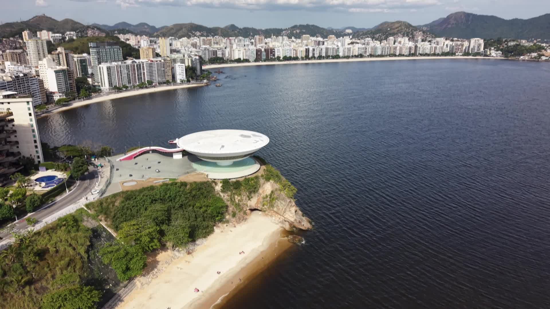 MUISEU DE ARTE CONTEMPORÂNEA – Niterói - Rio de Janeiro