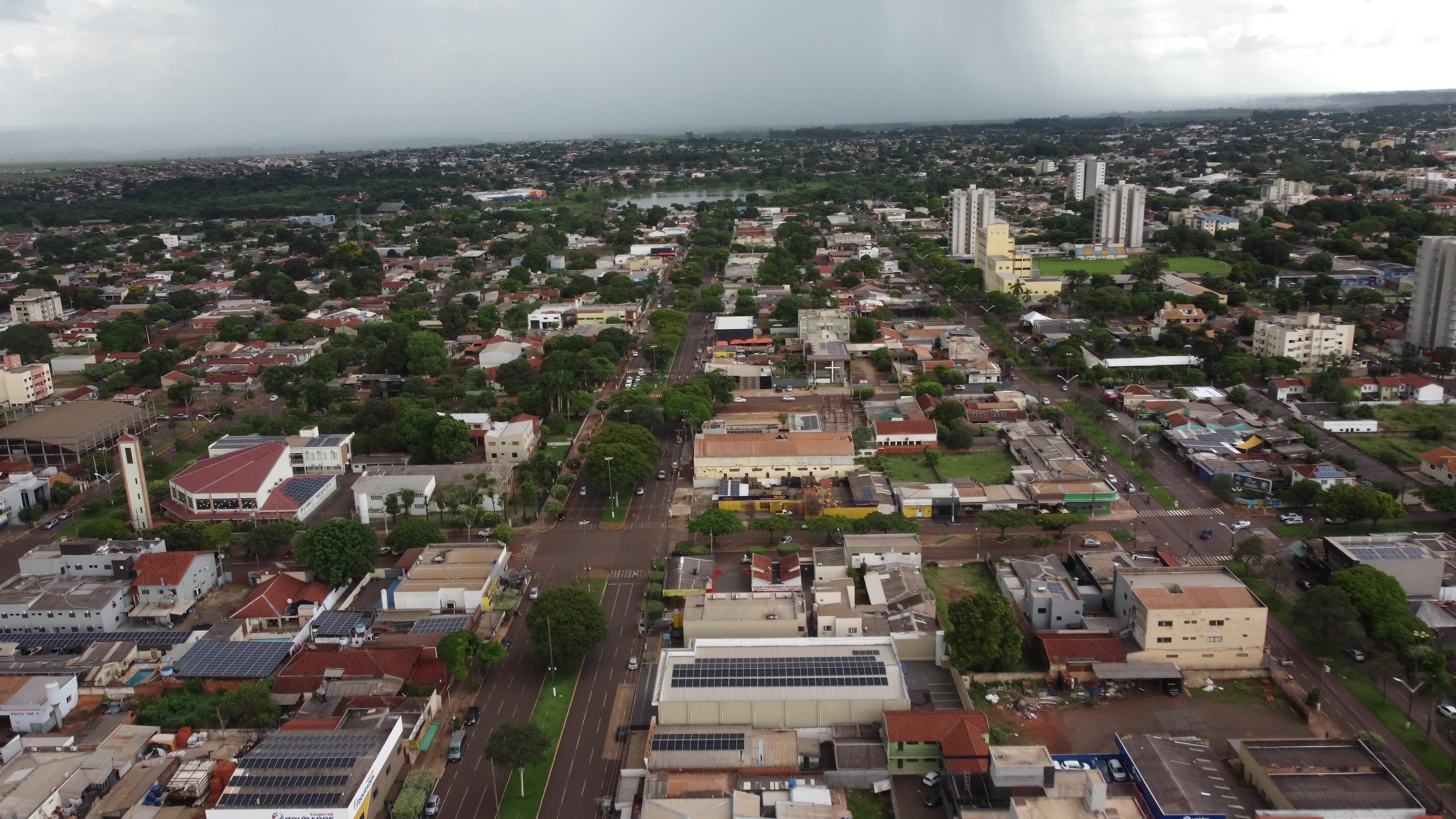 Tour pelo centro de Dourados MS, cidade belíssima e arquitetura magnifica.