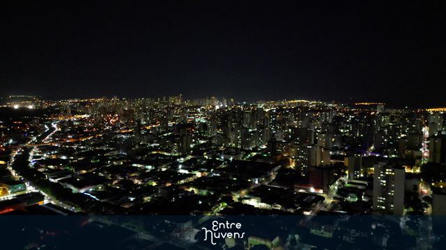  NIGHT FLYING CITY 2