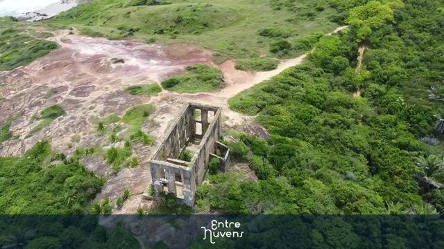 A cada do Faroleiro no Cabo de Santo Agostinho