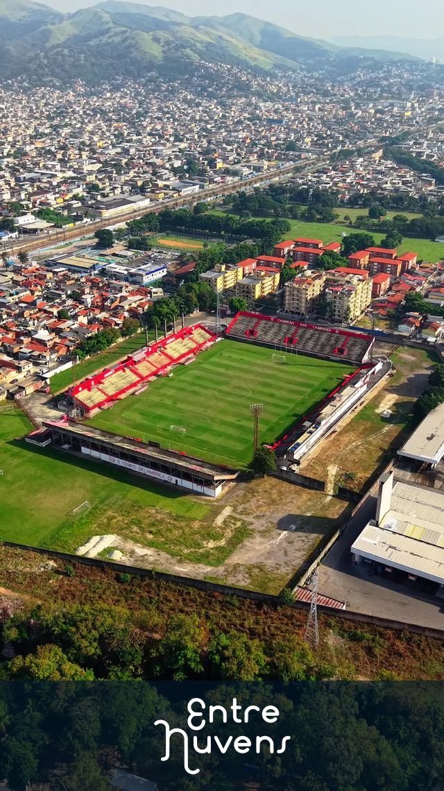 America Football Clube Cosmorama  — vídeo aéreo de Mesquita