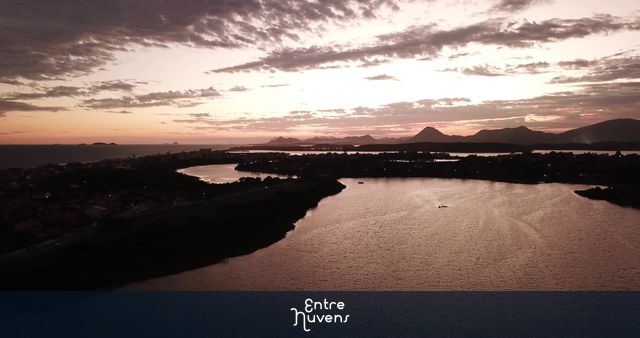 Anoitecer em Cordeirinho e Orla de Guaratiba na Lagoa de Maricá/RJ