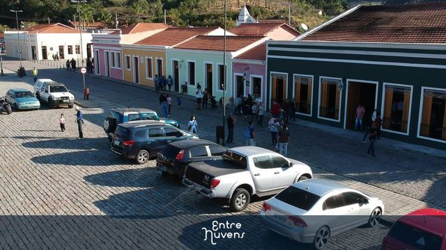 Arquitetura de época — vídeo aéreo de Guararema