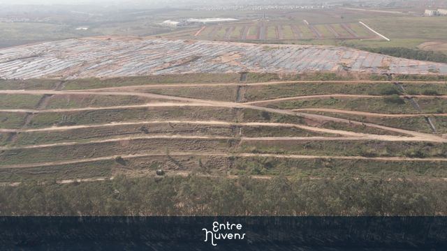 Aterro Sanitário em Área Rural — vídeo aéreo de São Paulo
