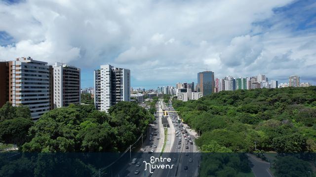 Avenida ACM e Parque da Cidade — vídeo aéreo de Salvador