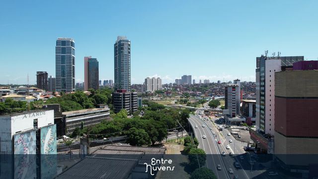 Avenida Tancredo Neves — vídeo aéreo de Salvador