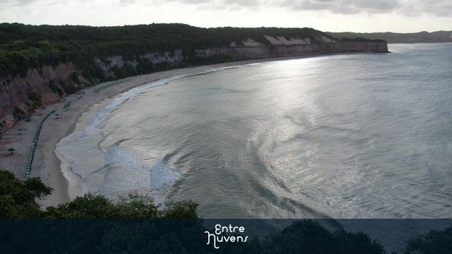 Bahia dos Golfinhos em Pipa RN Estático — vídeo aéreo de Tibau