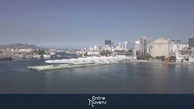 Baía de Guanabara com Museu do Amanhã e Zona Portuária