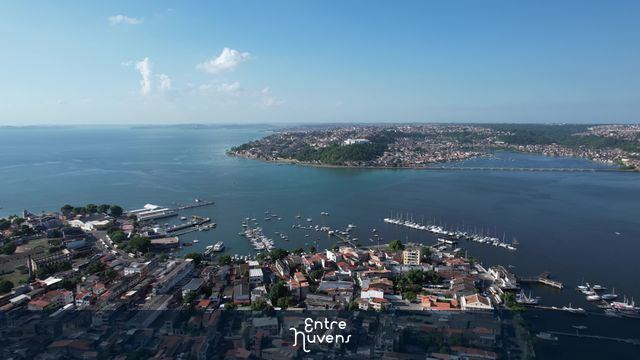 Bairro da Ribeira — vídeo aéreo de Salvador