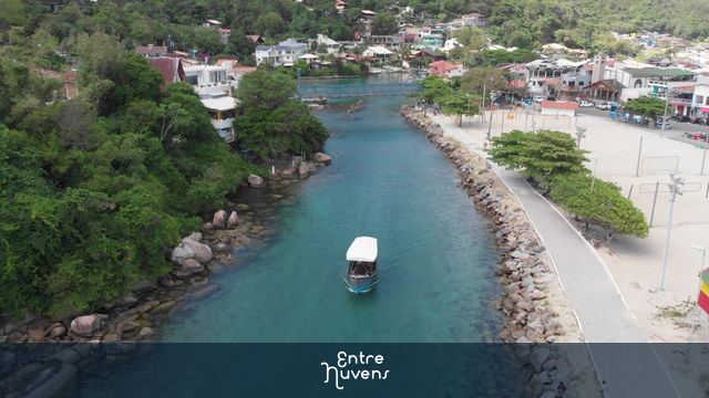 Barco da barra da lagoa floripa