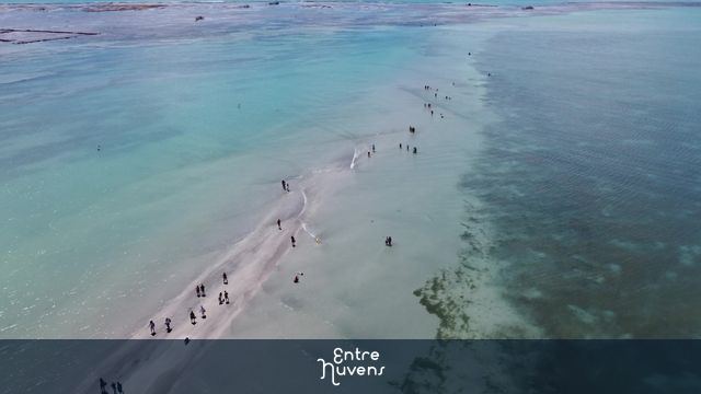 Caminho de Moisés Ponta Verde — vídeo aéreo de Maceió