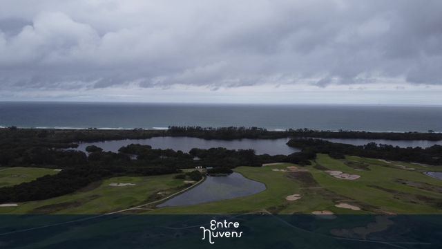 Campo Olímpico de Golfe, Mar e Lagoa de Marapendi na Barra da Tijuca, Rio de Janeiro/RJ