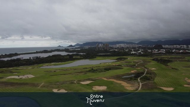 Campo Olímpico e Praia na Barra da Tijuca, Rio de Janeiro/RJ