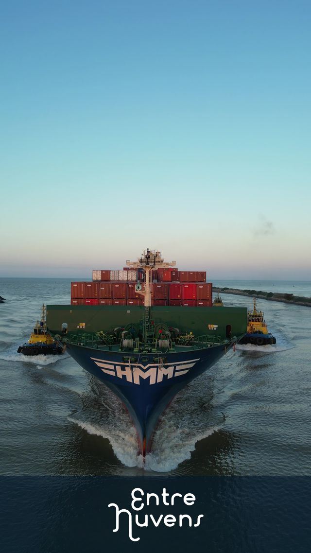 Canal de acesso aos portos de Itajaí e navegantes 