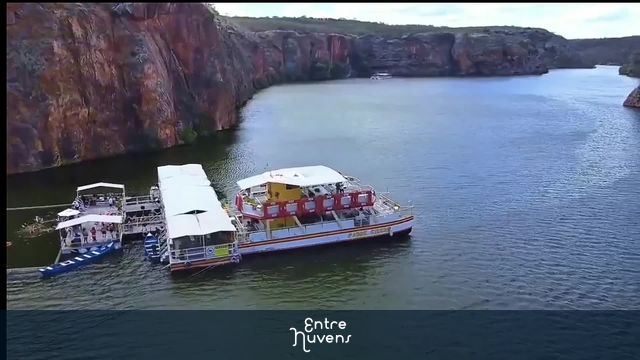 Cânios do são Francisco  — vídeo aéreo de Canindé de São Francisco
