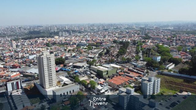 Cidade grande — vídeo aéreo de Santo André