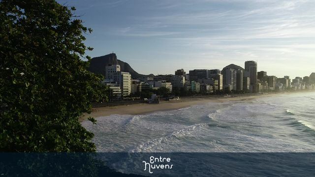 DESCORTINANDO A PRAIA DO LEBLON