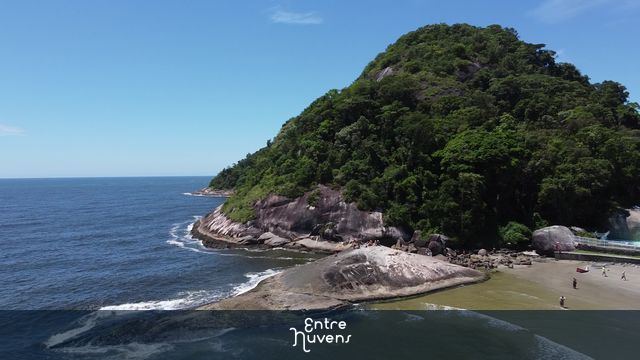 Edifício Caiobá — vídeo aéreo de Matinhos