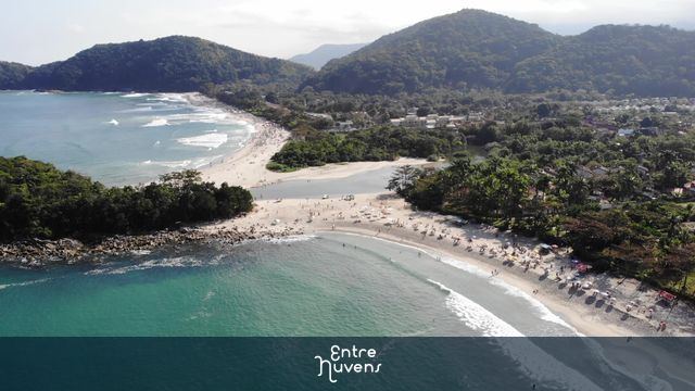 Encontro de praias com rio