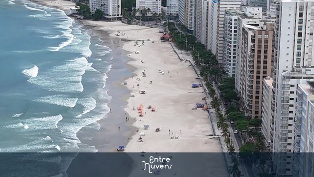Faixa arenosa  — vídeo aéreo de Guarujá