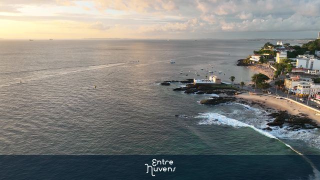 Farol, Surf, Porto e praia...