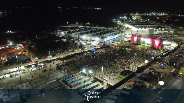 Festival Ilha do reggae ao Ar Livre à Noite — vídeo aéreo de São Luís