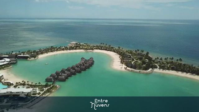Fly out and above Fiji Marriot Resort Momi Bay