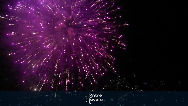 Fogos do Réveillon da Ilha Grande - RJ — vídeo aéreo de Angra dos Reis