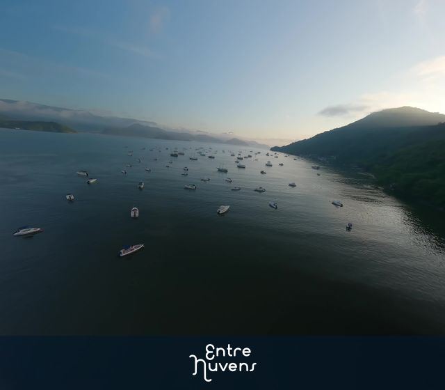 FPV - Barcos + Praia e Pier - Ubatuba/SP