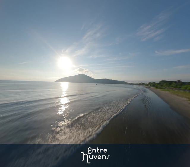 FPV - Praia e Praça da Baleia - Ubatuba/SP