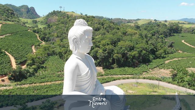 Buda no Mosteiro Zen Budista — vídeo aéreo de Ibiraçu