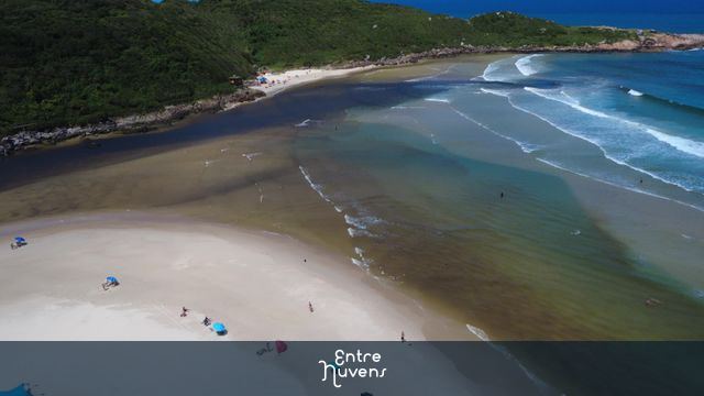 Guarda do Embaú - SC — vídeo aéreo de Paulo Lopes