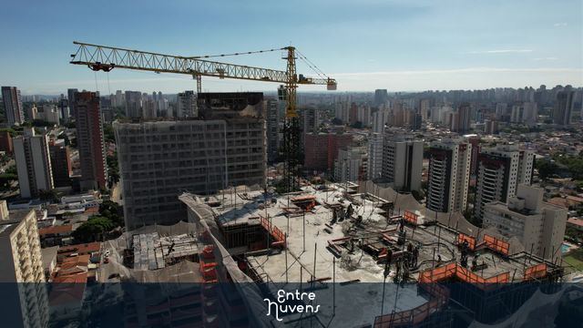 Guindaste — vídeo aéreo de São Paulo