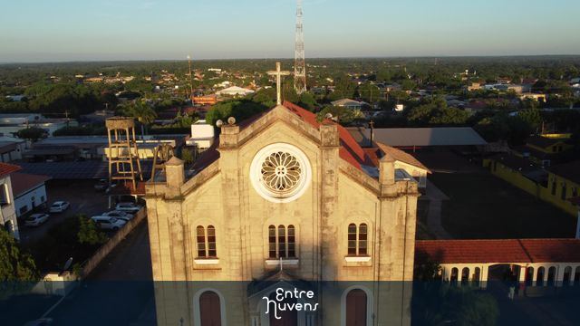 Igreja de Santo Afonso — vídeo aéreo de Bela Vista