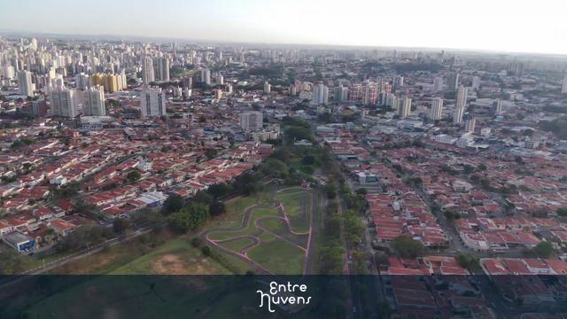 lagoa do Taquaral — vídeo aéreo de Campinas